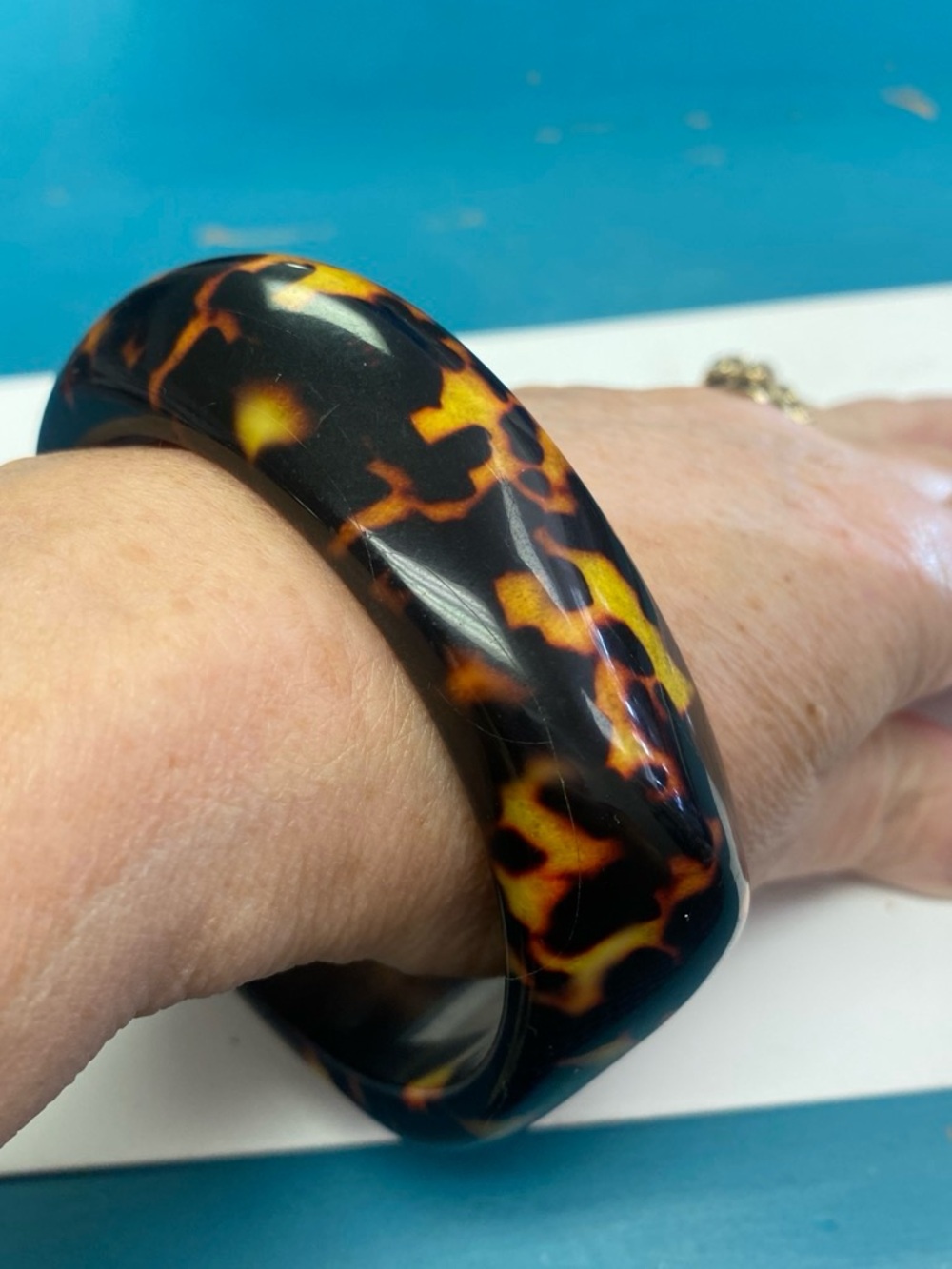 Tortoiseshell Square Resin Bangle Bracelet